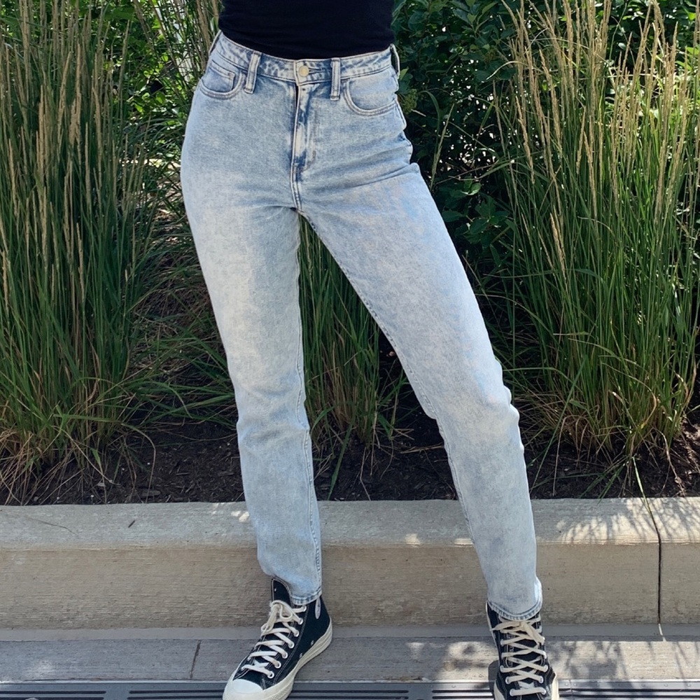 Hollister mom jeans